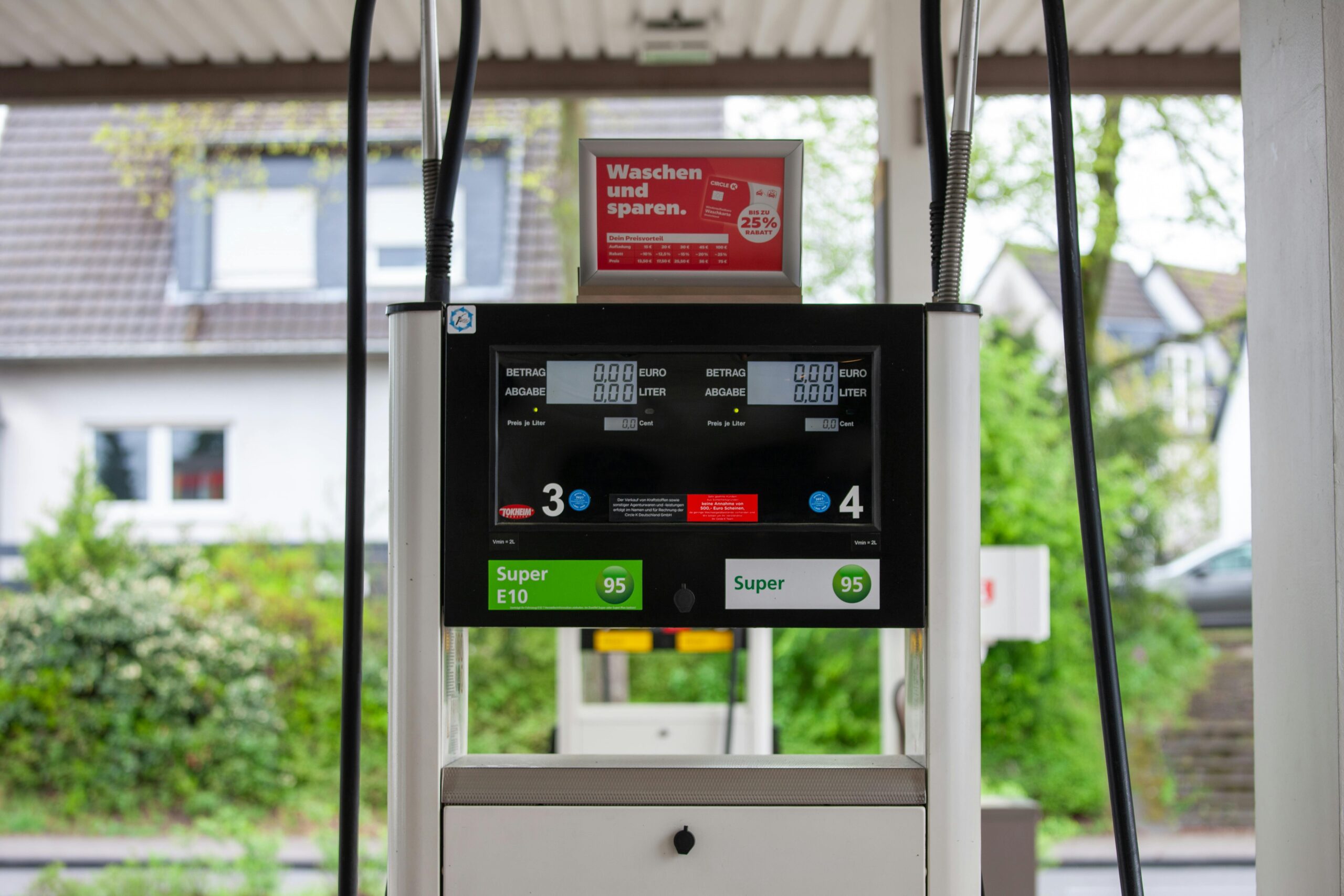 Global Oil Markets Trigger Global Attention as Fuel Costs Rise Worldwide